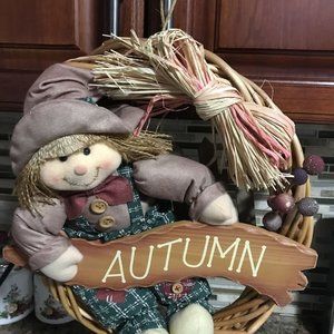 Fall Wreath with A Welcome written on wood ~ Great Fall wreath for your door!